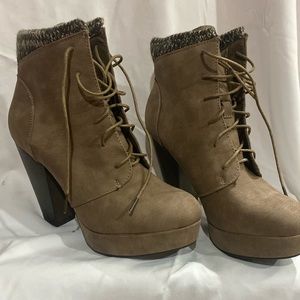 Morena out of London sold by Just Fab 8.5 Brown Leather Lace up 4inch boot